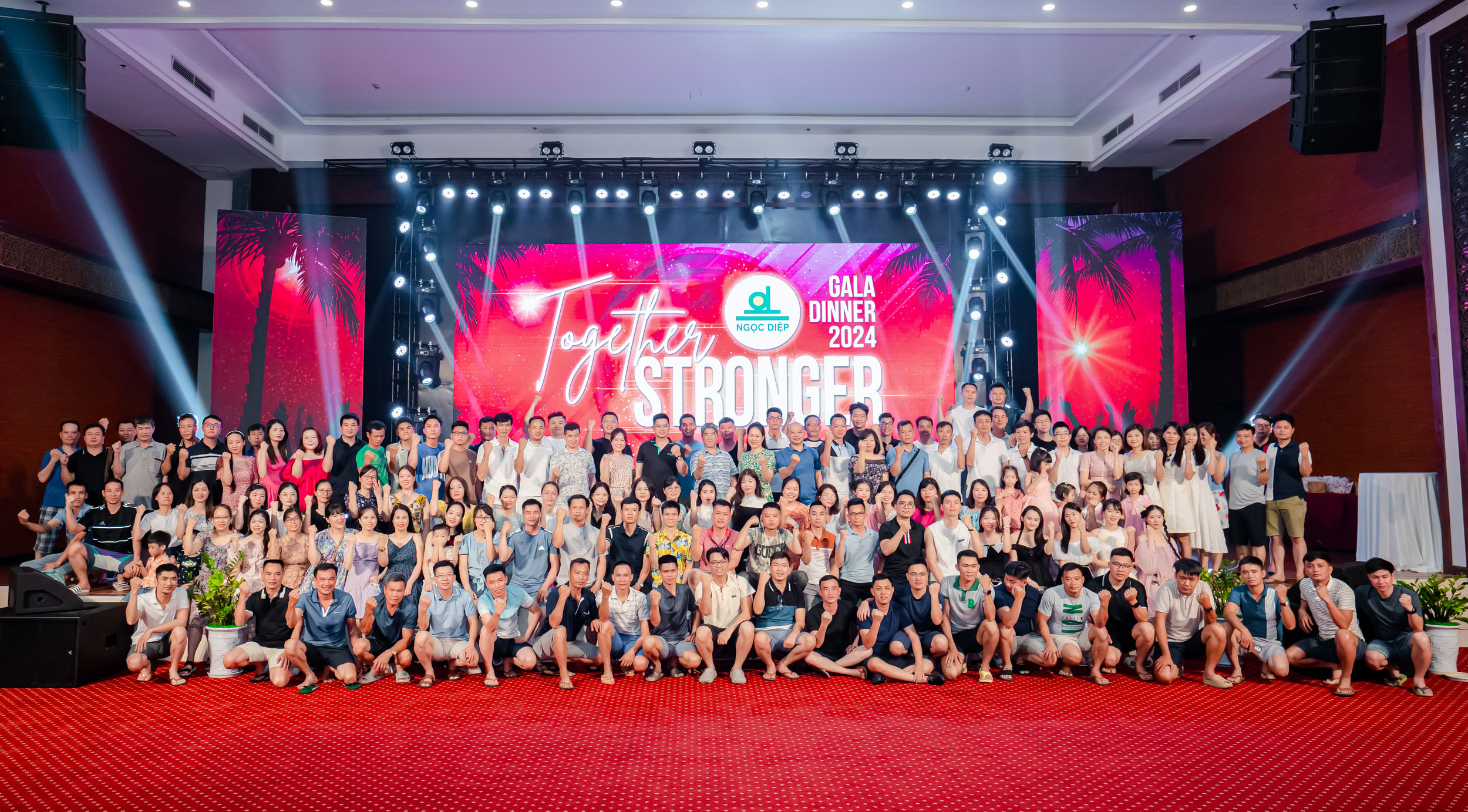 Đêm Gala Dinner “Together – Stronger” đầy cảm xúc của CBNV Tập đoàn Ngọc Diệp